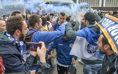 Així va rebre l'afició arlequinada els jugadors a Olot l'última jornada de la 2018/19 | Roger Benet